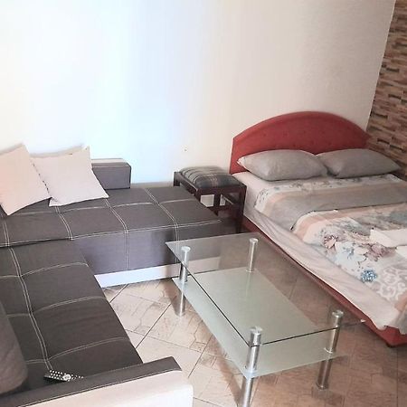 בודווה Apartmani Masa מראה חיצוני תמונה